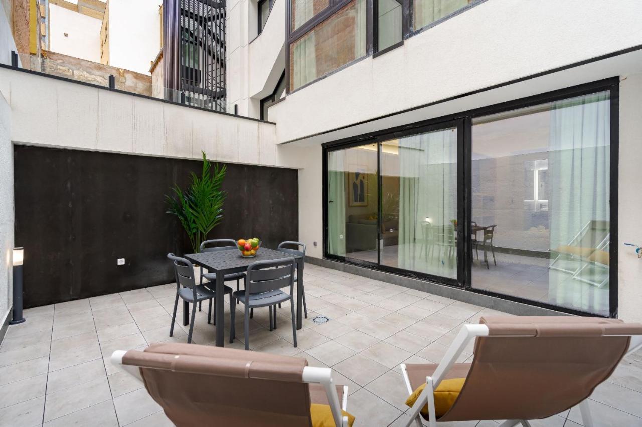 Feelathome Ventas Suites Madrid Exterior photo