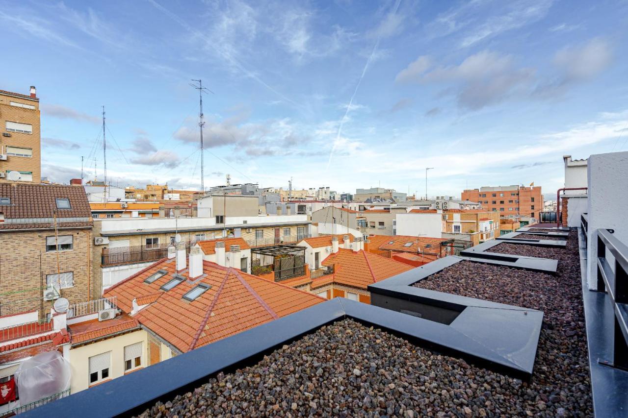 Feelathome Ventas Suites Madrid Exterior photo