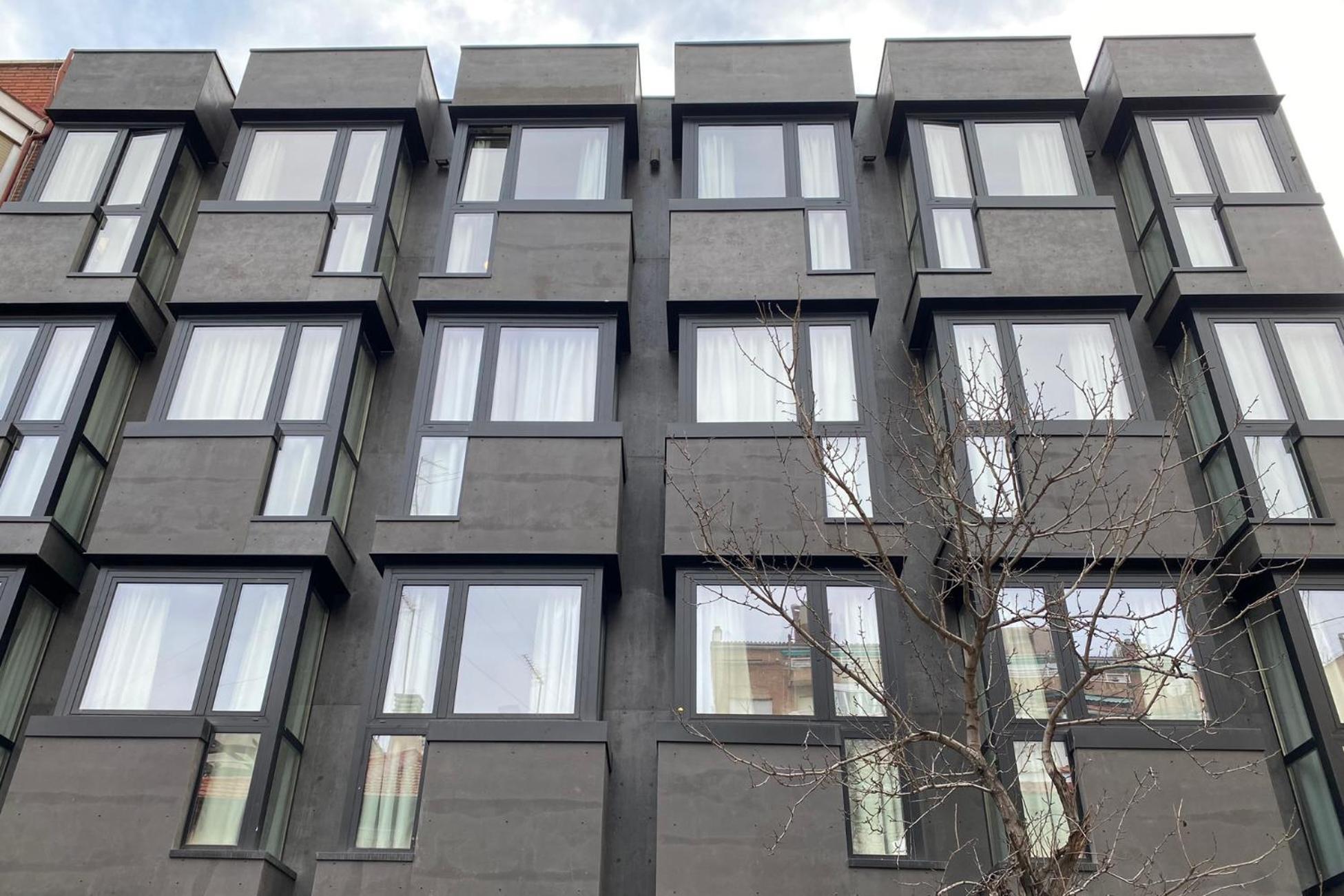 Feelathome Ventas Suites Madrid Exterior photo